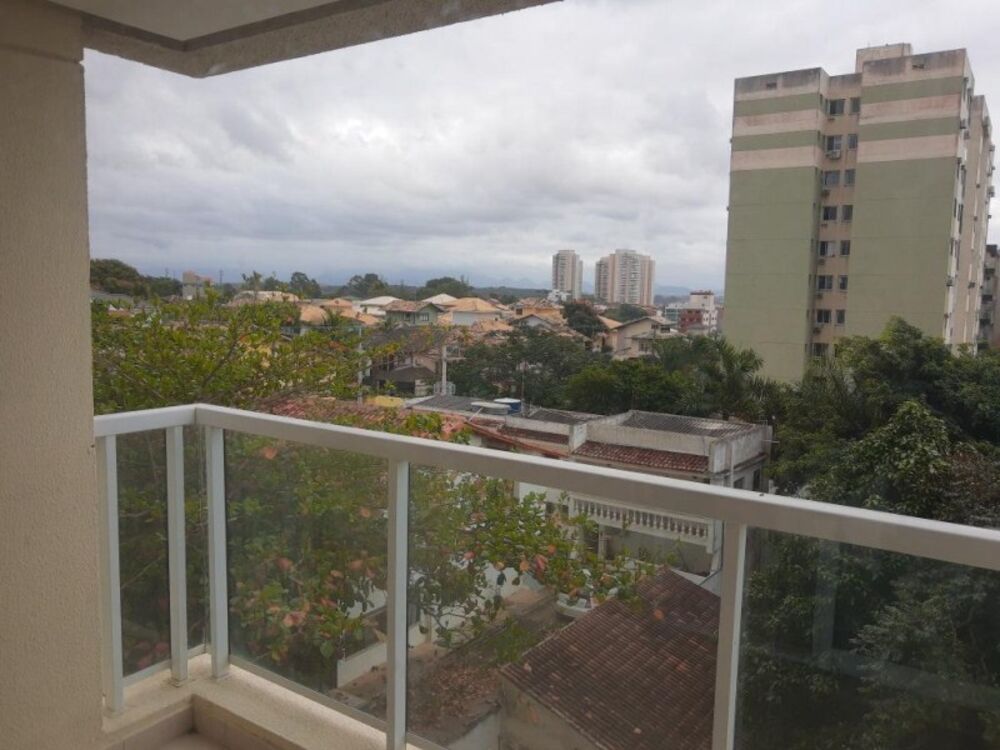Apartamento à venda com 2 quartos, 62m² - Foto 3