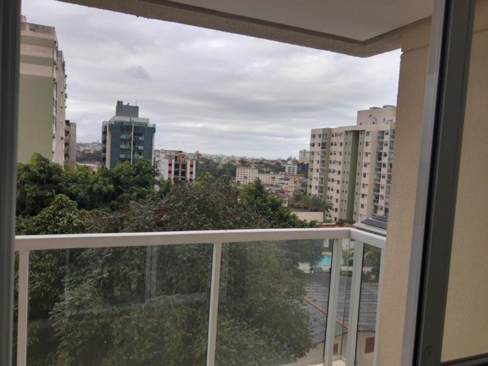 Apartamento à venda com 2 quartos, 62m² - Foto 2