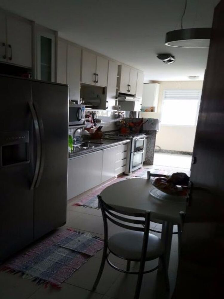 Apartamento à venda com 3 quartos, 135m² - Foto 5