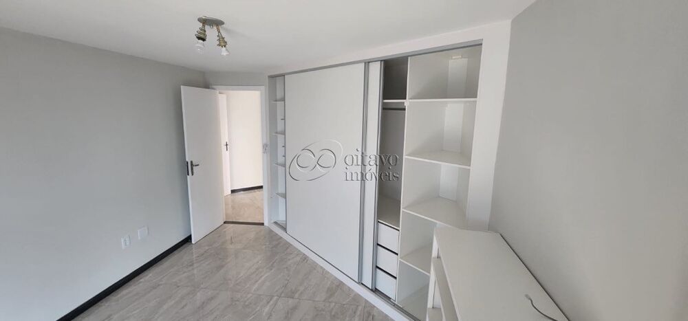 Apartamento à venda com 3 quartos, 157m² - Foto 8
