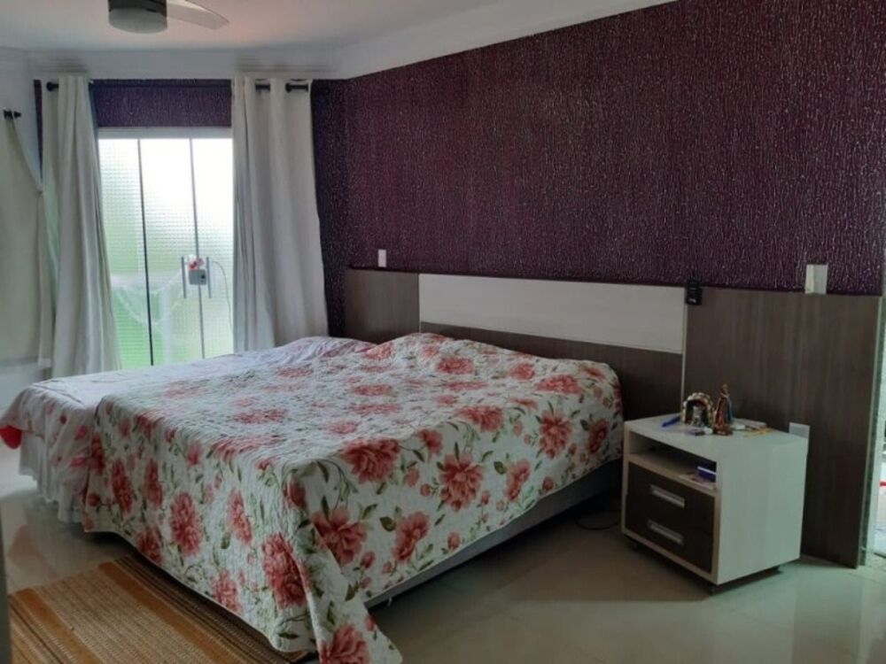 Casa à venda com 4 quartos, 250m² - Foto 8
