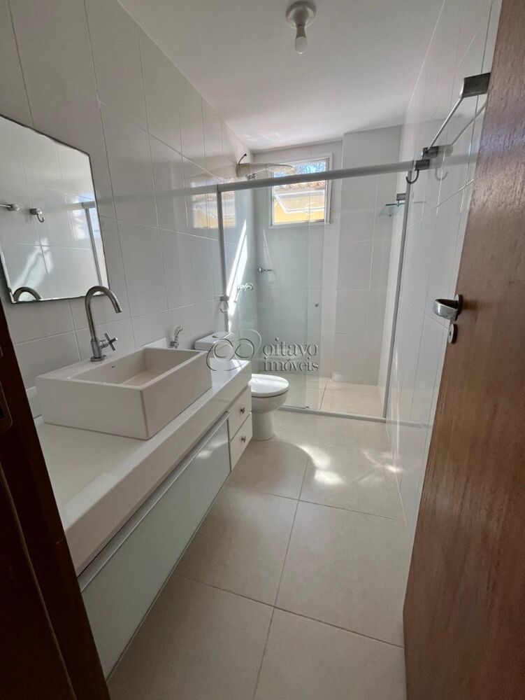 Apartamento para alugar com 3 quartos, 135m² - Foto 3