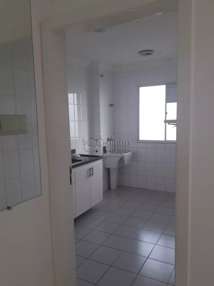 Apartamento à venda com 3 quartos, 80m² - Foto 4