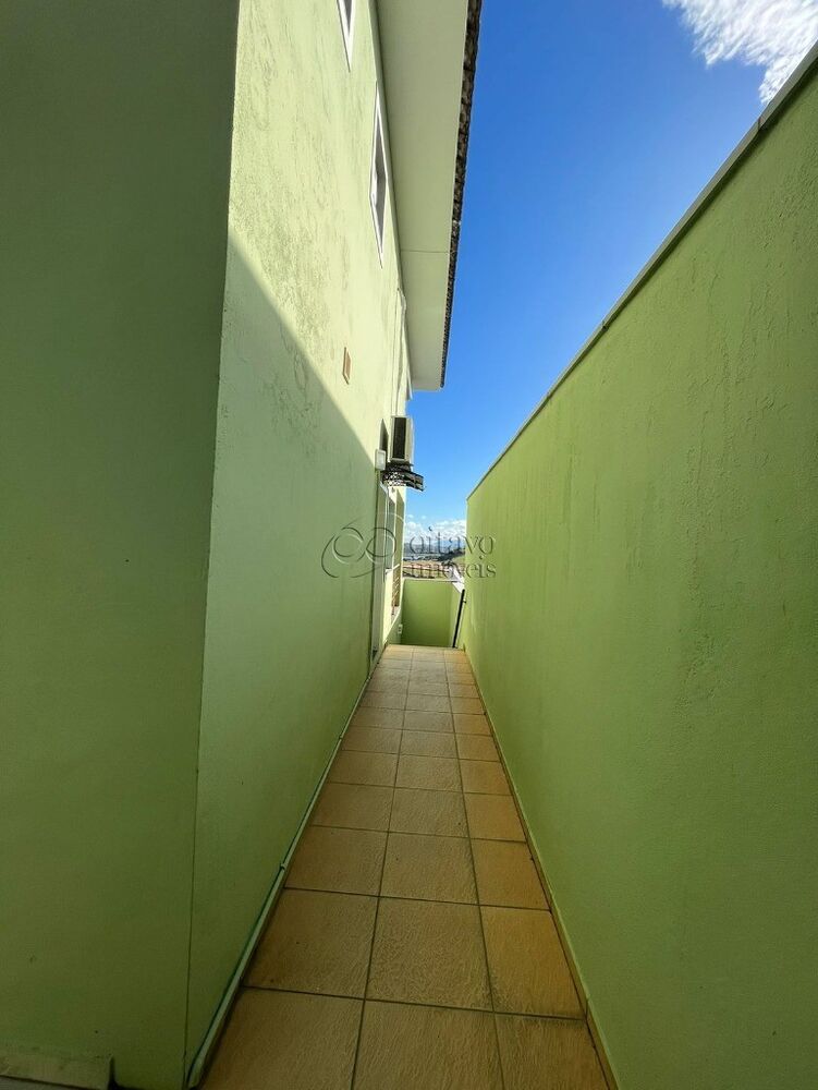 Casa à venda com 3 quartos, 1m² - Foto 8