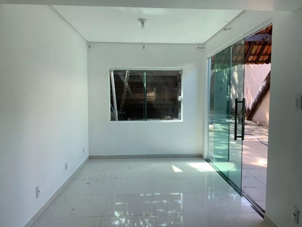 Casa à venda com 3 quartos, 230m² - Foto 5