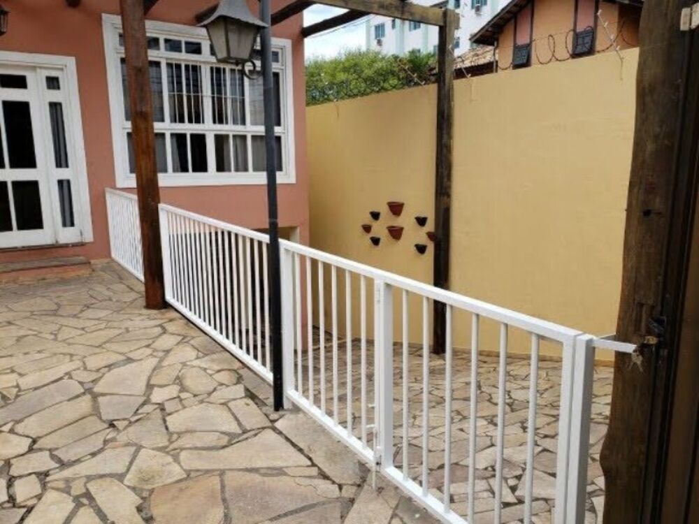 Casa à venda com 4 quartos, 484m² - Foto 2