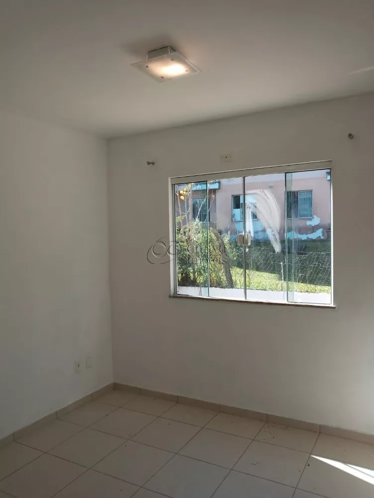 Casa à venda com 3 quartos, 134m² - Foto 4