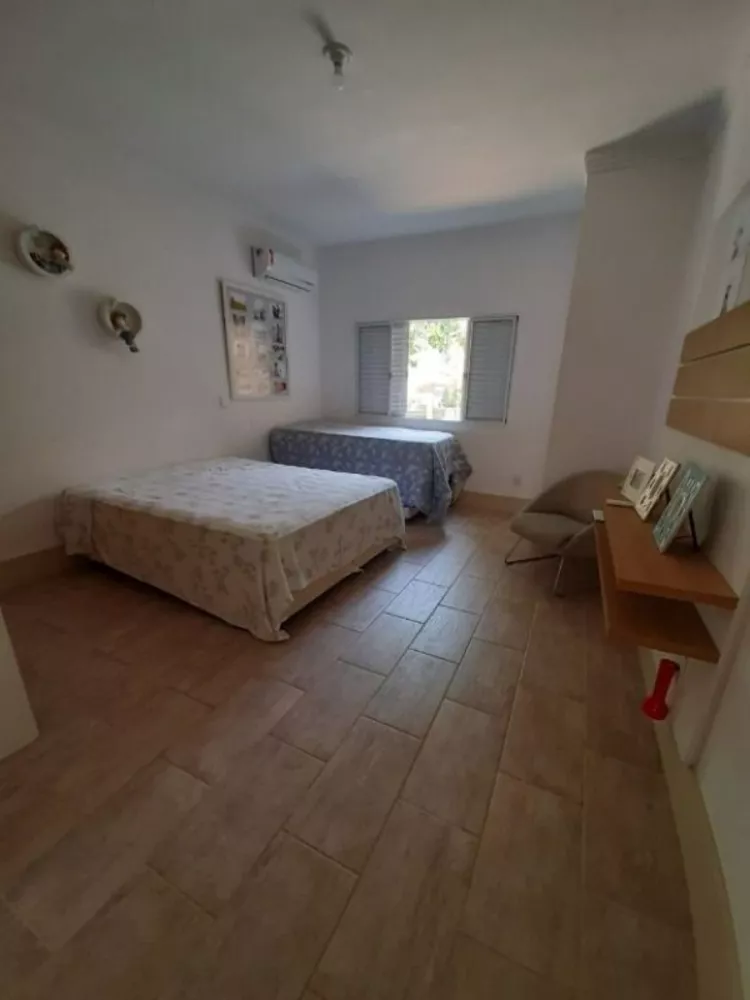 Chácara, 8 quartos, 4000 m² - Foto 11