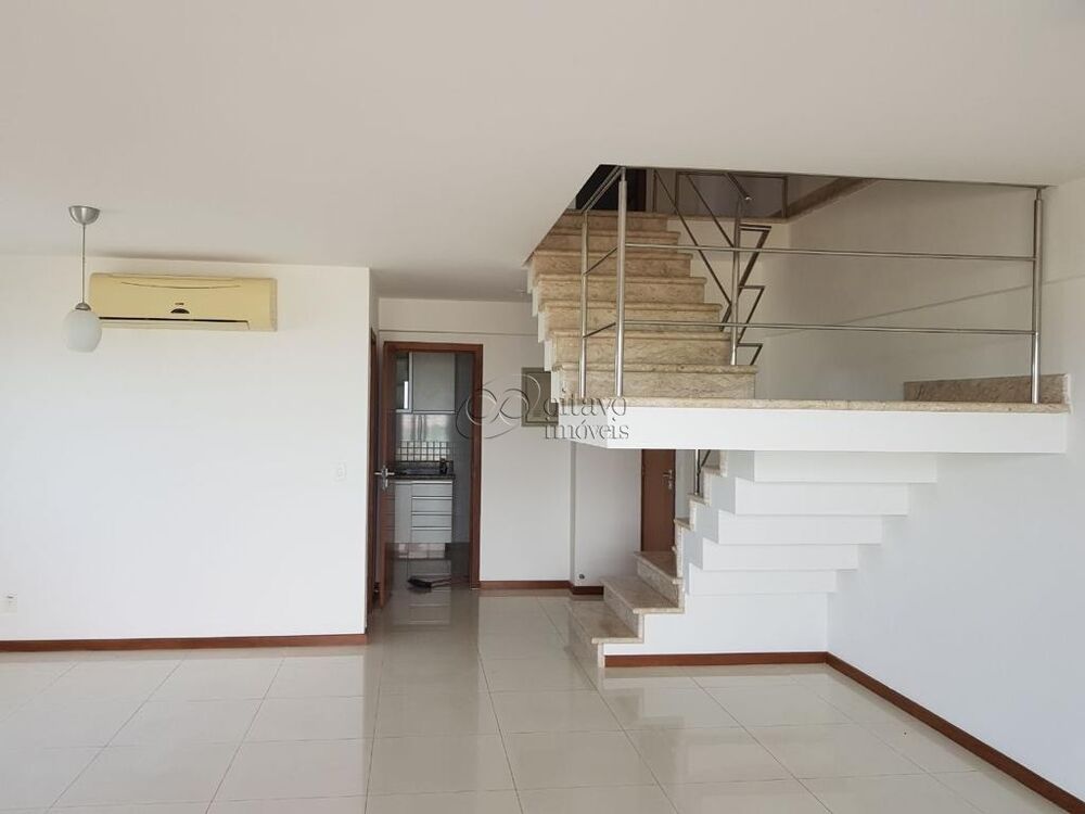 Cobertura à venda com 3 quartos, 230m² - Foto 1