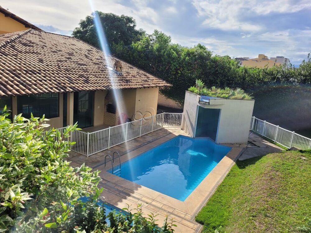 Apartamento à venda com 3 quartos, 107m² - Foto 1