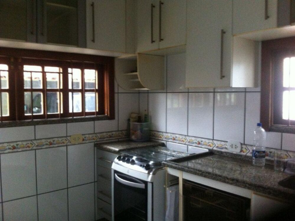 Casa à venda com 4 quartos, 250m² - Foto 22