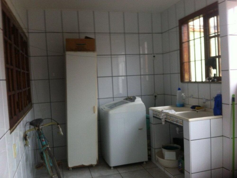 Casa à venda com 4 quartos, 250m² - Foto 28