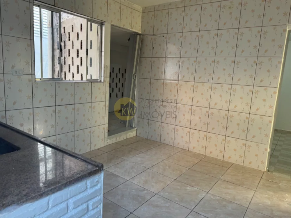 Casa à venda e aluguel com 3 quartos, 170m² - Foto 4