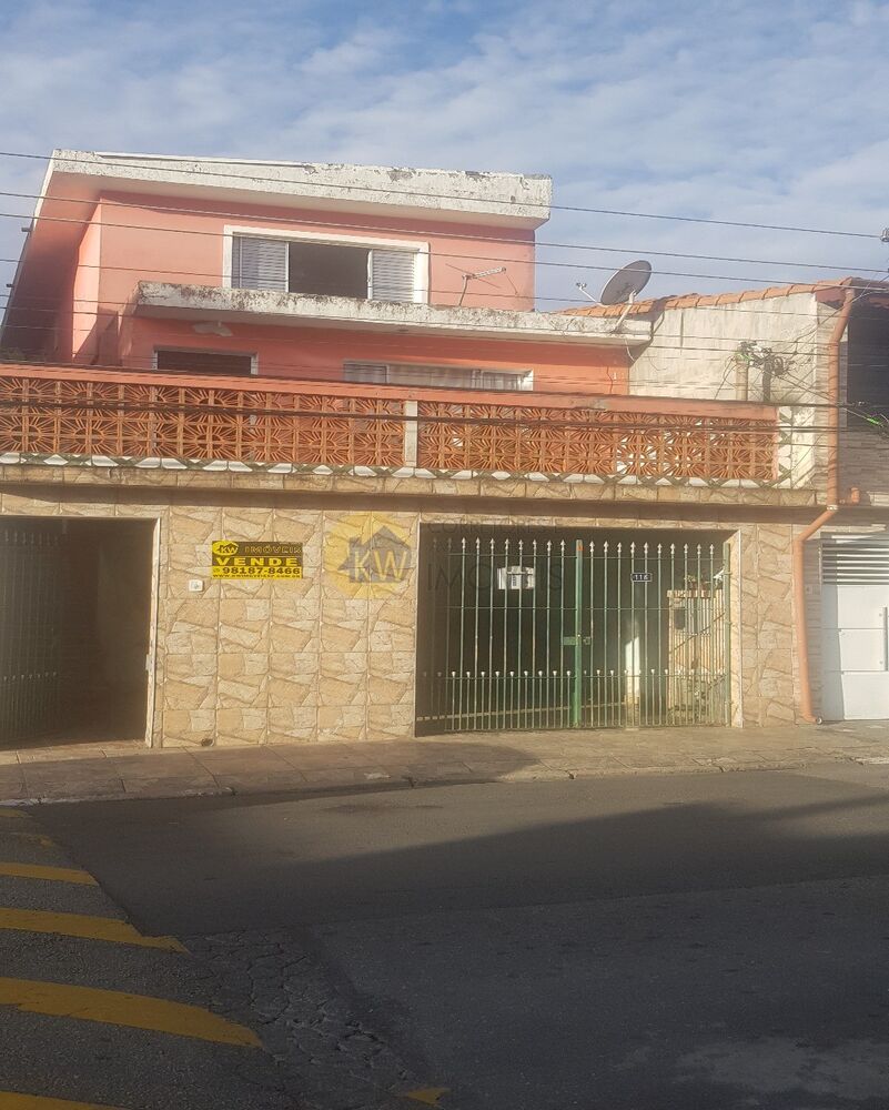 Casa, 3 quartos, 261 m² - Foto 1