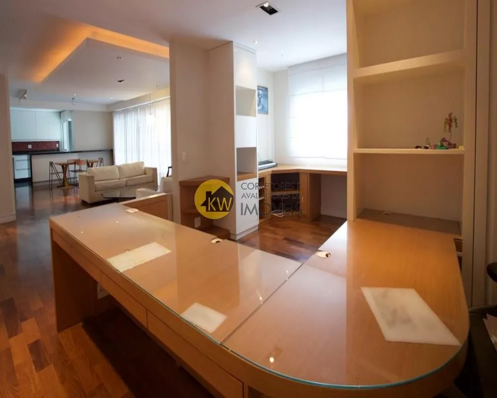 Apartamento à venda e aluguel com 4 quartos, 220m² - Foto 2