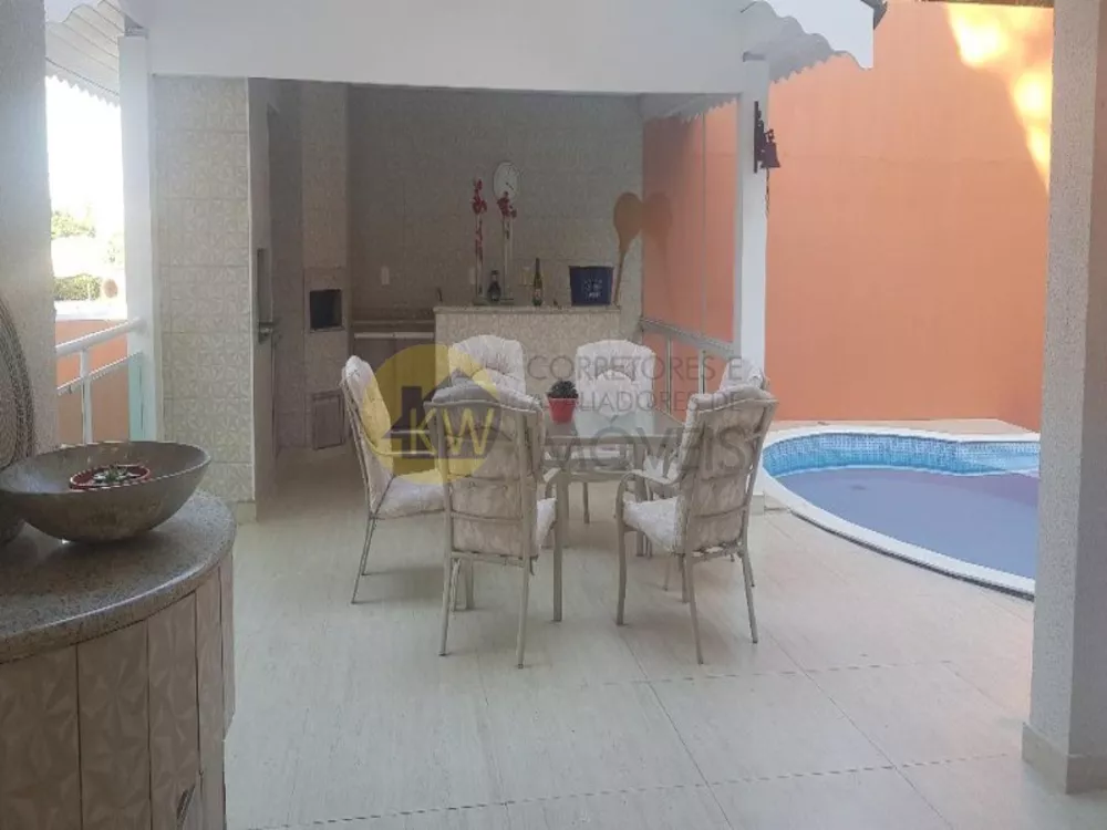 Casa de Condomínio à venda e aluguel com 3 quartos, 580m² - Foto 2