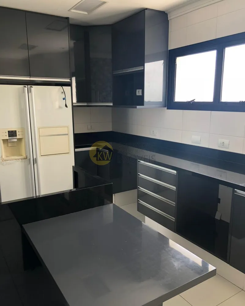 Cobertura, 3 quartos, 210 m² - Foto 8