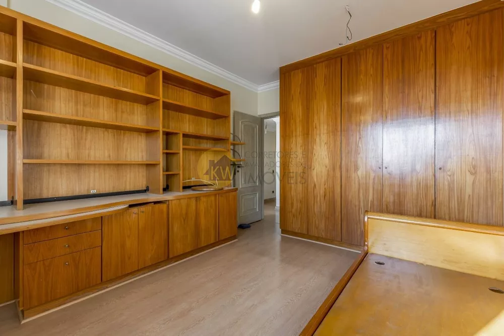 Apartamento à venda com 3 quartos, 236m² - Foto 4