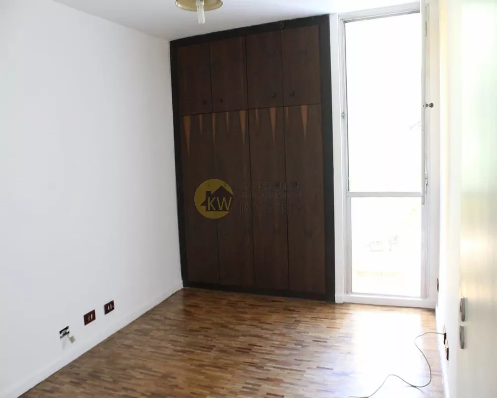 Apartamento à venda com 3 quartos, 320m² - Foto 4