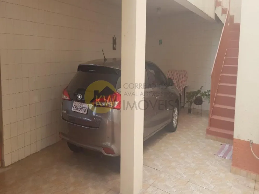 Casa, 3 quartos, 214 m² - Foto 2