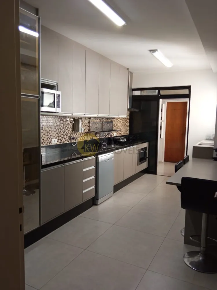 Apartamento, 4 quartos, 176 m² - Foto 2