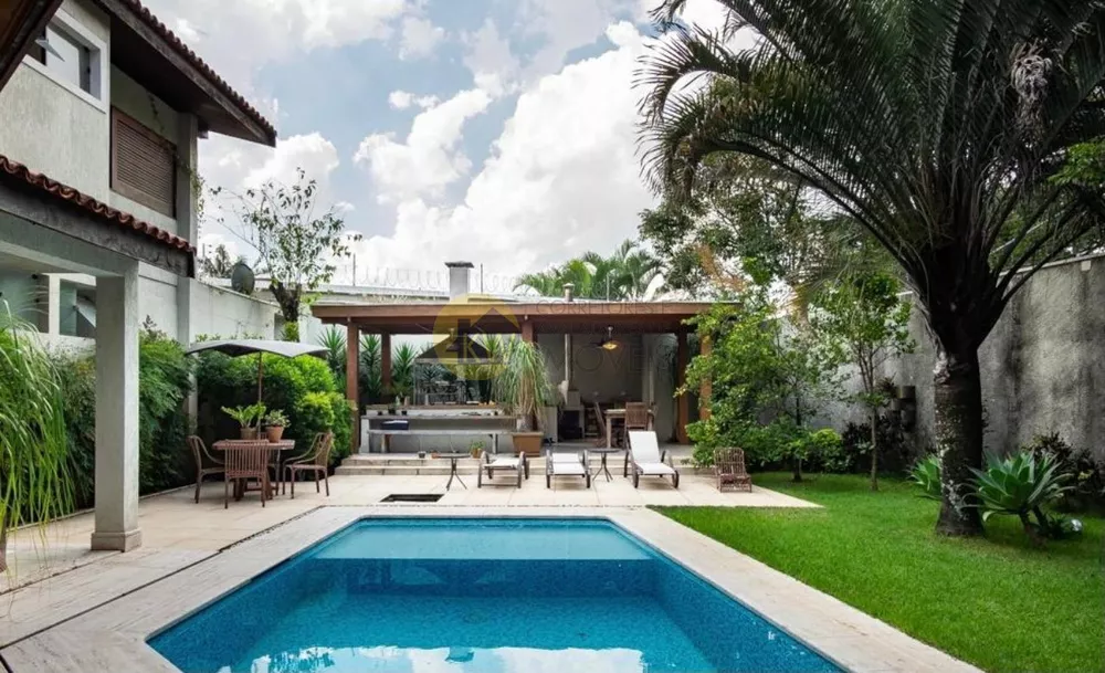 Casa, 3 quartos, 441 m² - Foto 1