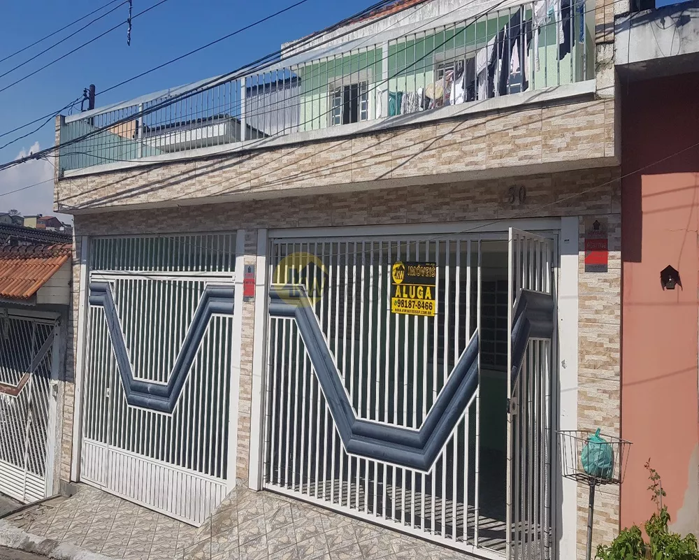 Casa à venda e aluguel com 3 quartos, 180m² - Foto 2