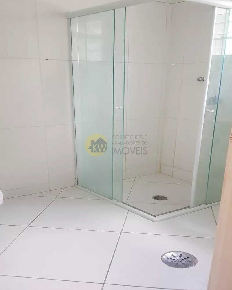 Casa à venda e aluguel com 3 quartos, 180m² - Foto 3