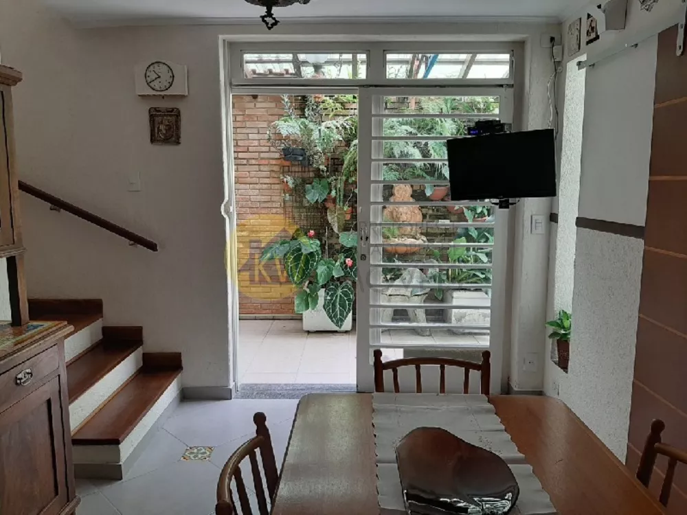 Casa à venda com 3 quartos, 135m² - Foto 4