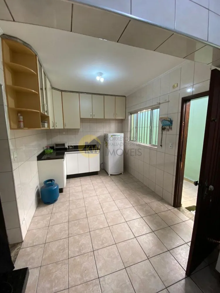 Casa, 3 quartos, 250 m² - Foto 10