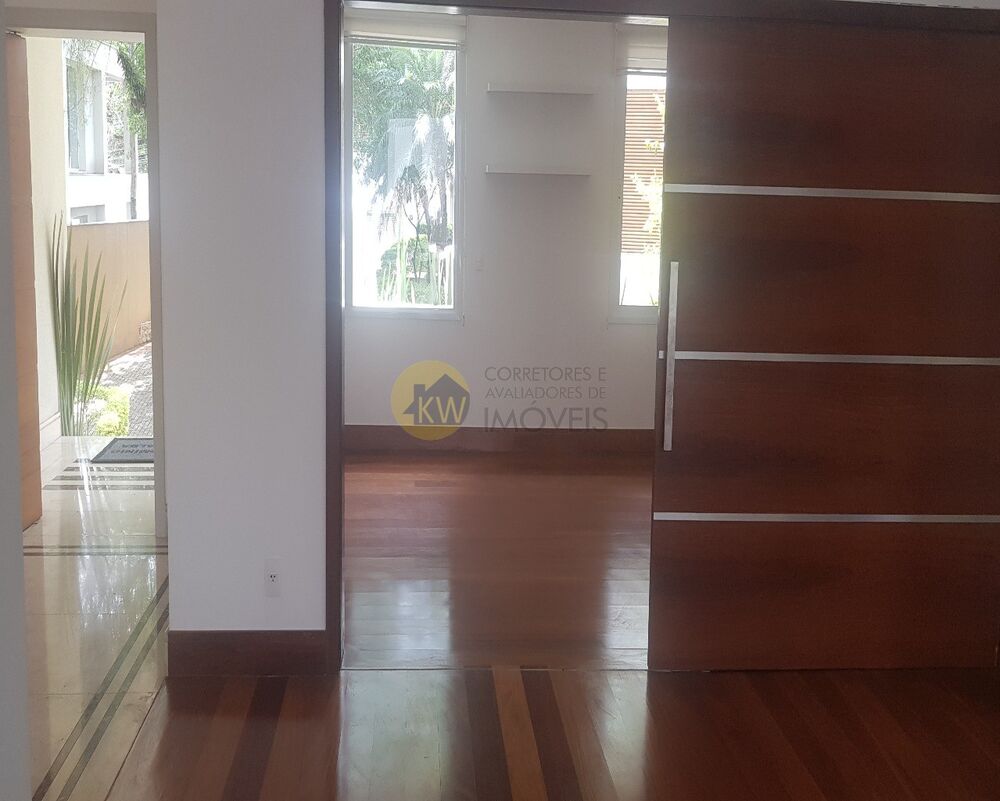 Casa de Condomínio à venda e aluguel com 4 quartos, 575m² - Foto 1