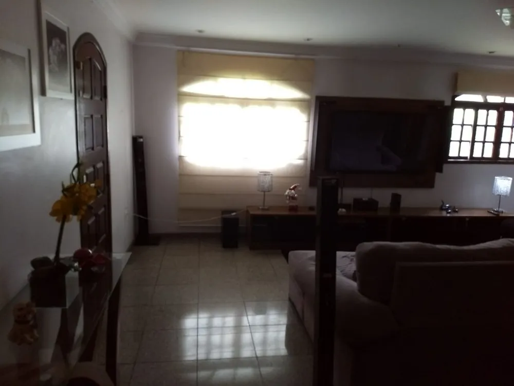 Casa, 3 quartos, 260 m² - Foto 4