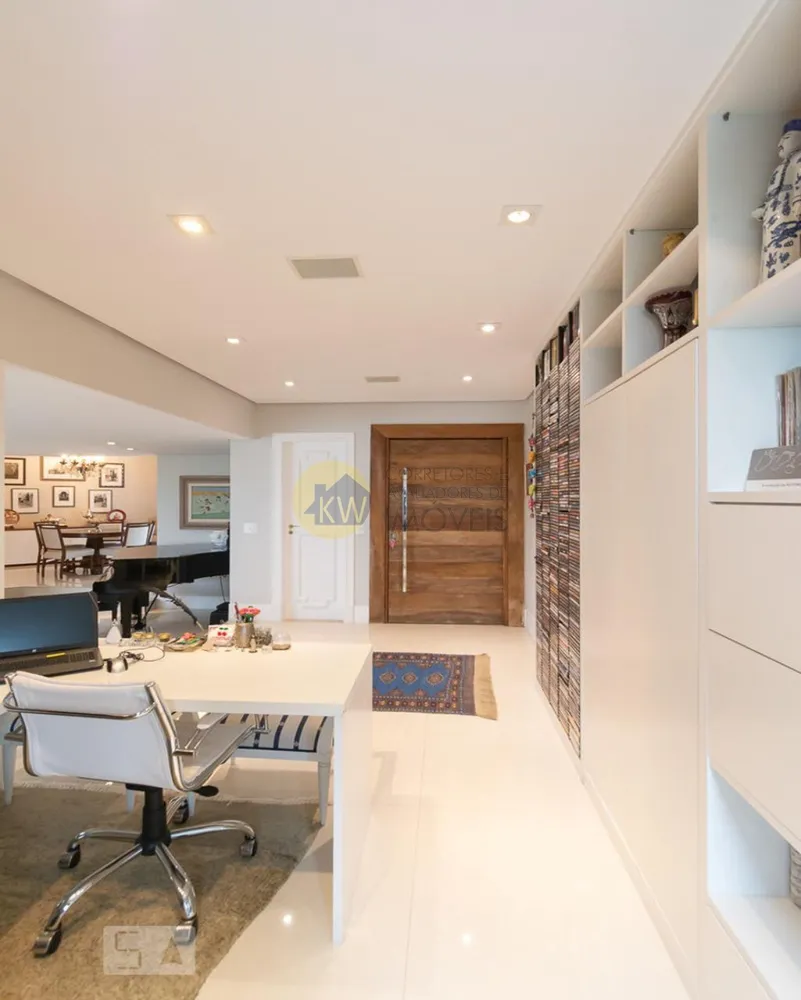 Apartamento, 3 quartos, 240 m² - Foto 2