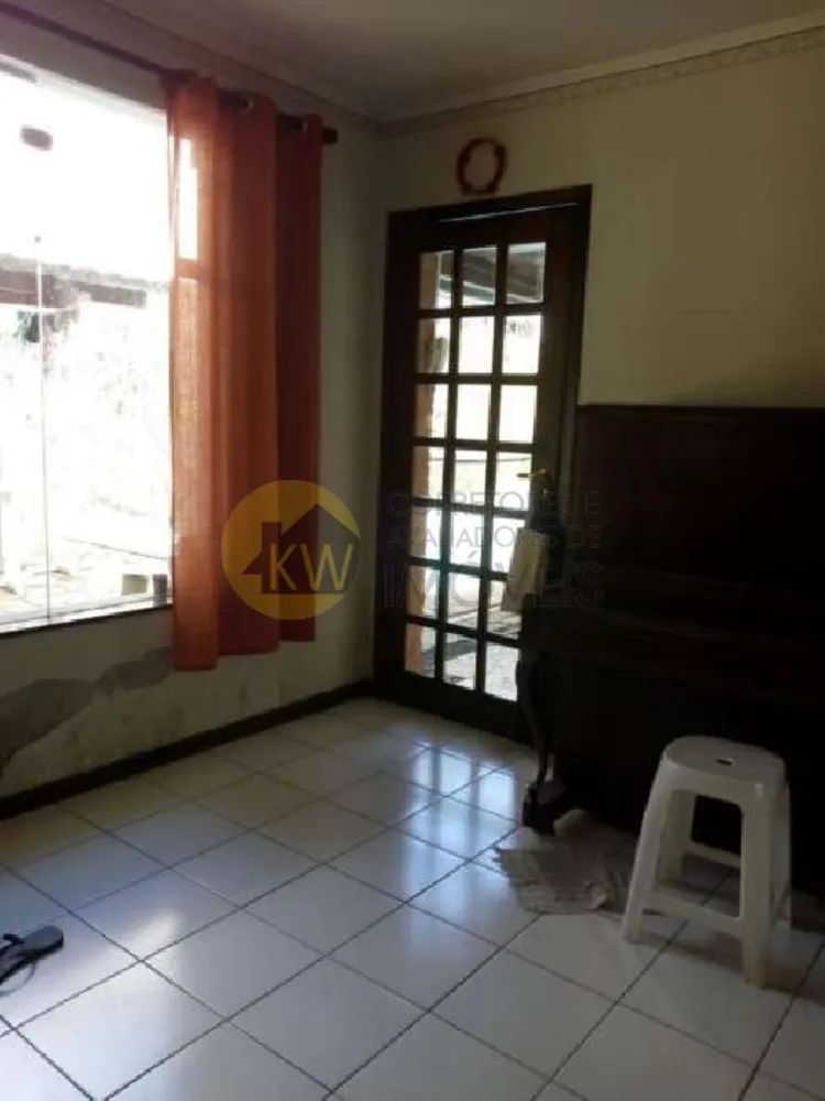 Casa, 4 quartos, 250 m² - Foto 2
