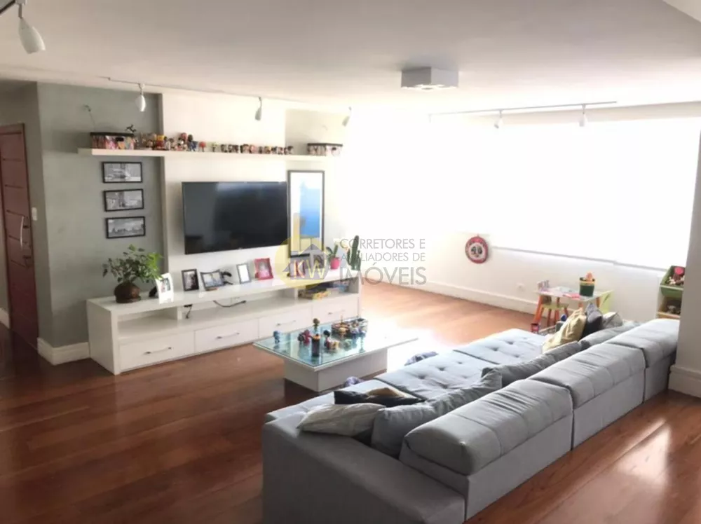 Apartamento à venda com 4 quartos, 225m² - Foto 7