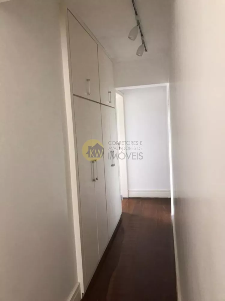 Apartamento à venda com 4 quartos, 225m² - Foto 9