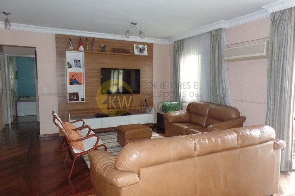 Apartamento para alugar com 3 quartos, 130m² - Foto 1