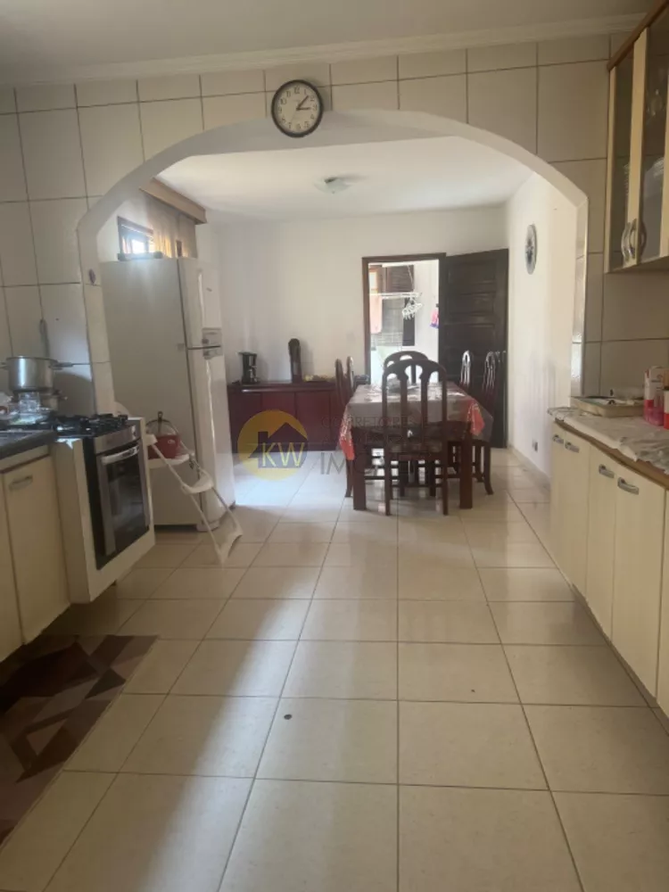 Casa, 4 quartos, 170 m² - Foto 4