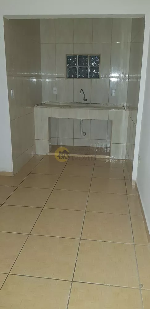 Casa para alugar com 2 quartos, 90m² - Foto 4