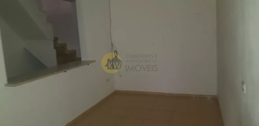 Casa para alugar com 2 quartos, 90m² - Foto 5