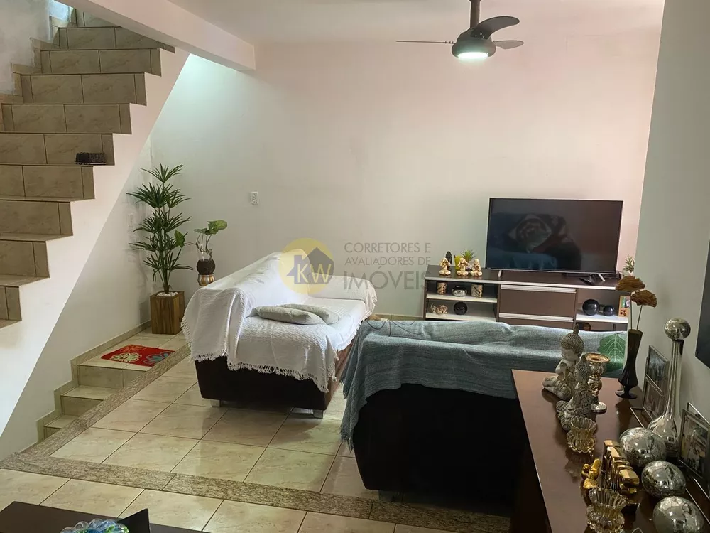 Casa de Vila à venda e aluguel com 2 quartos, 150m² - Foto 2