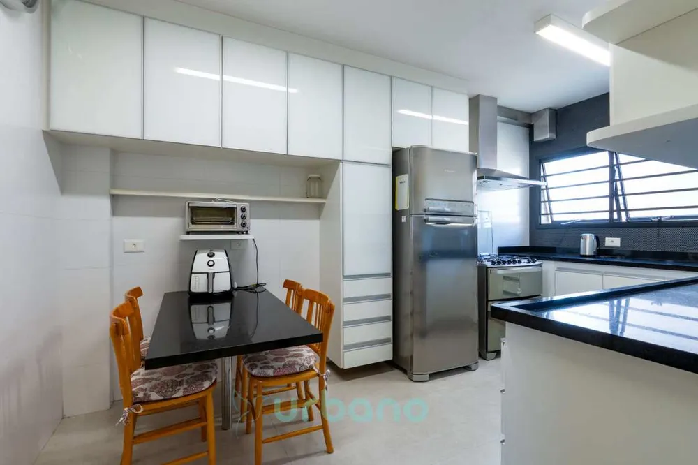 Apartamento, 4 quartos, 245 m² - Foto 1
