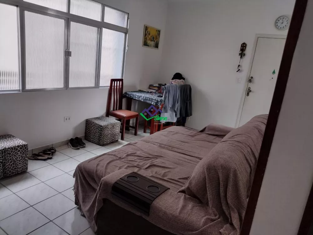 Apartamento à venda com 3 quartos, 84m² - Foto 2