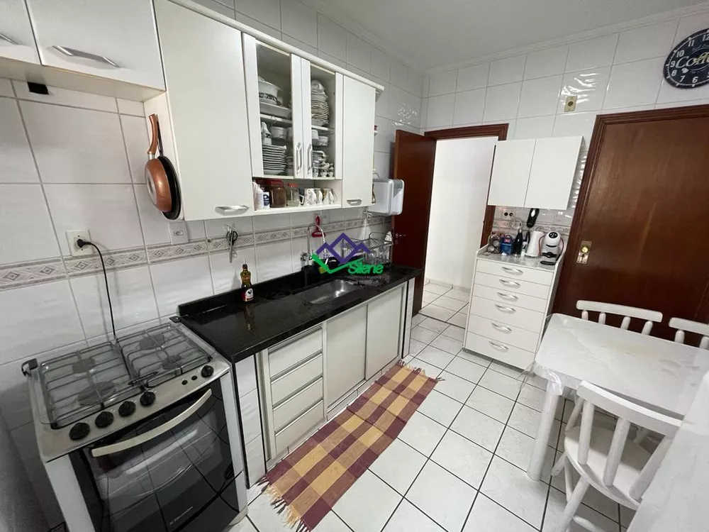 Apartamento à venda com 3 quartos, 120m² - Foto 12