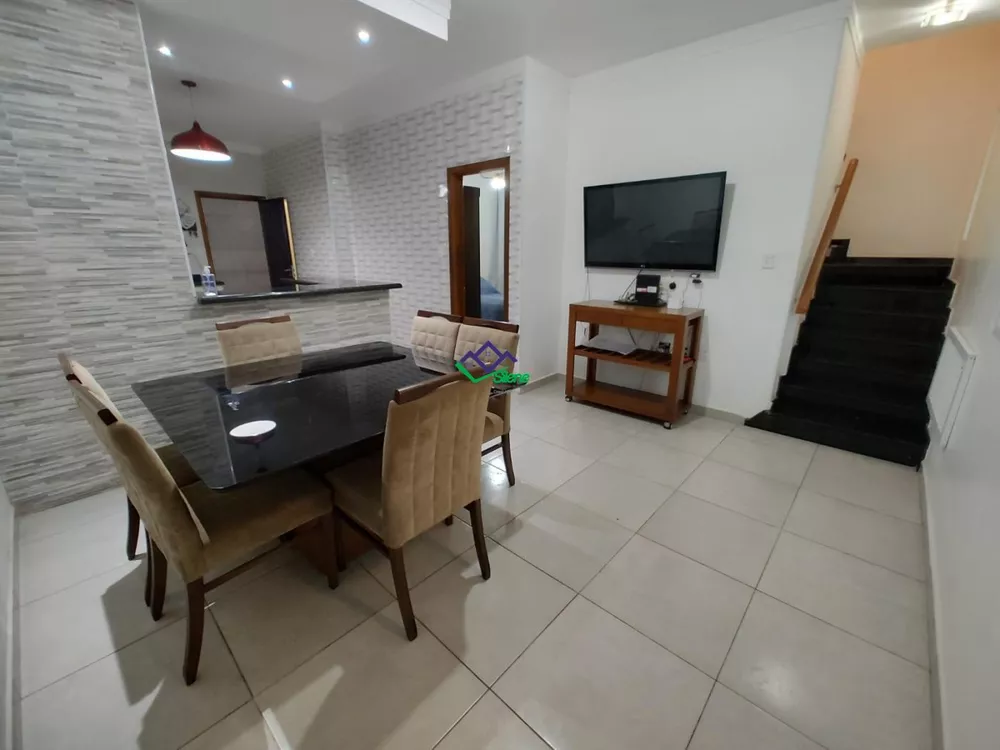 Casa à venda com 3 quartos, 123m² - Foto 2