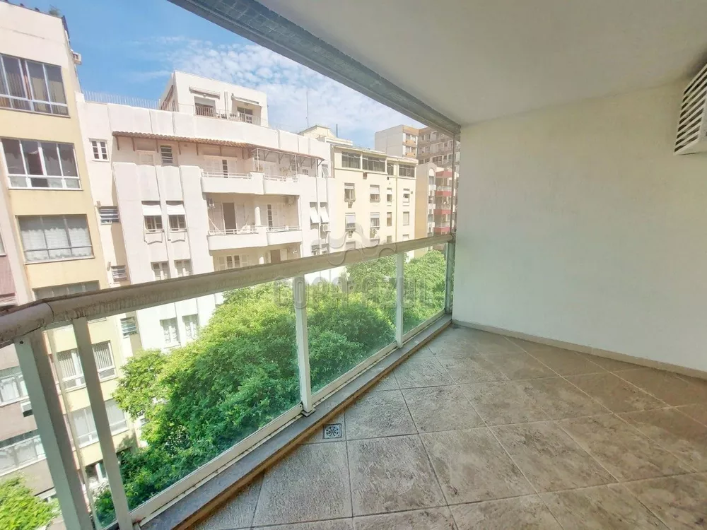 Apartamento à venda com 2 quartos, 64m² - Foto 3