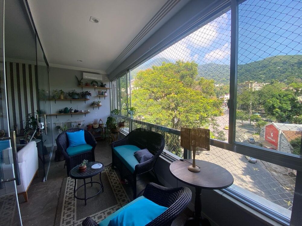 Apartamento à venda com 4 quartos, 242m² - Foto 7