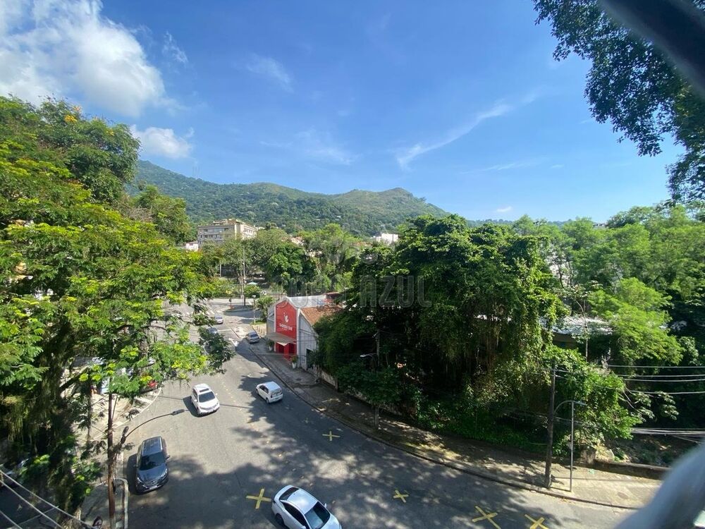 Apartamento à venda com 4 quartos, 242m² - Foto 8