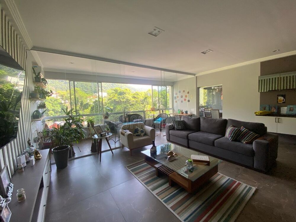 Apartamento à venda com 4 quartos, 242m² - Foto 3