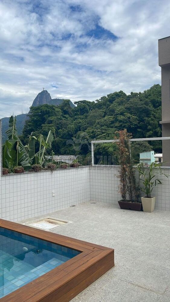 Apartamento à venda com 2 quartos, 65m² - Foto 1